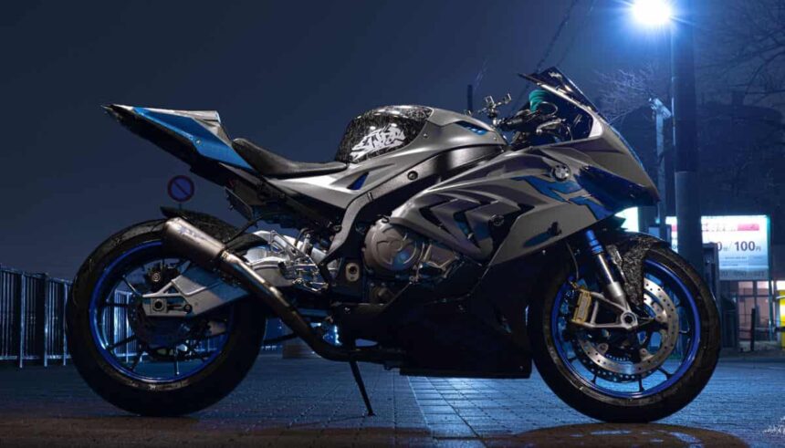 BMW S1000RR Price in India 2024